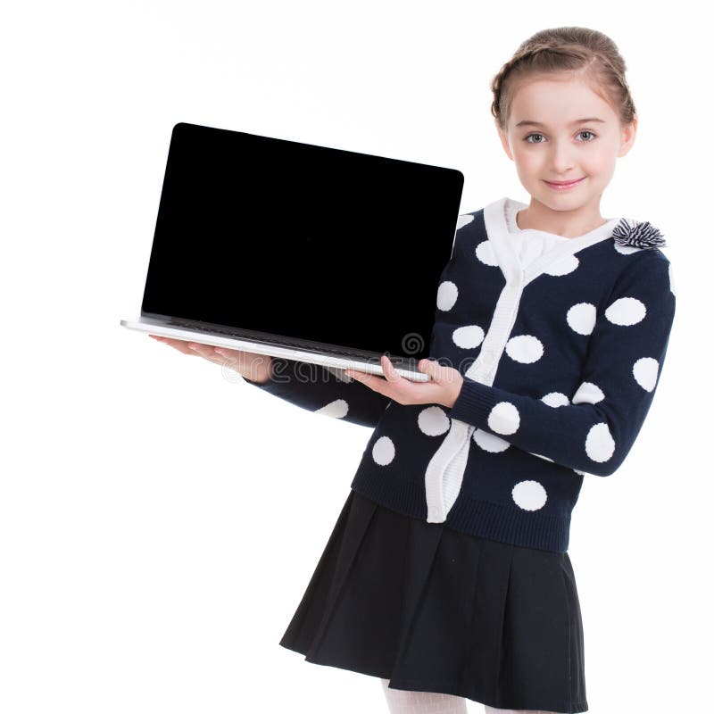 Πορτρέτο του μικρού κοριτσιού με το lap-top. στοκ φωτογραφία με δικαίωμα ελεύθερης χρήσης